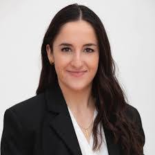 Claudia Gauthier's Instagram, Twitter & Facebook