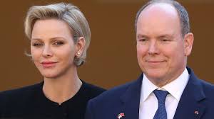 Fürstin charlène von monaco teilt auf instagram neue bilder ihrer familie. Charlene Von Monaco Albert Ich Lass Dich Nicht Mehr Los Die Furstin Ist Wie Ausgewechselt Youtube