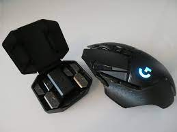 Customize your sleek desk accessory with a vibrant new color combination. Logitech G502 Lightspeed Mouse Review Trusted Reviews