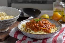 Hasil gambar untuk spageti bolognese