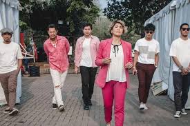 Lirik Lagu "Setapak Sriwedari" - MALIQ & D'Essentials | Popbela.com