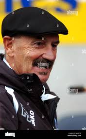 Frank burrows hi-res stock photography and images