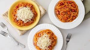 We Have A Recipe Hack So You Can Make Jollibee S Filipino Spaghetti At Home Jollibee Spaghetti Recipe Best Spaghetti Recipe Italian Spaghetti Recipe