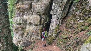 2 & 3 (76 km, zie kaart), van echternach over beaufort en larochette terug naar echternach. Der Mullerthal Trail Unser Top 10 Tipps Rund Um Berdorf Und Echternach