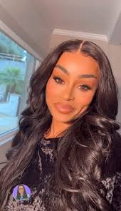 Give her the Baddies chain… but hold up 👀💥 I liked you at first but  sheesh just another follower 🥲