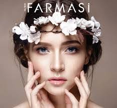 Ebony Hector's Instagram, Twitter & Facebook