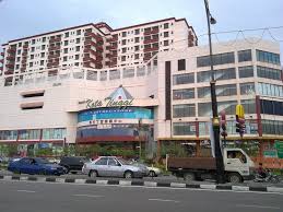 Aynı zamanda kota tinggi müzesi, kota tinggi ateşböceği parkı, firefly valley leisure park gibi noktalara bu kota heritage hotel içinde sizi rahat ettirecek her olanak mümkün. Plaza Kota Tinggi Johor Photos Facebook