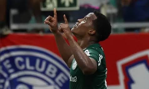 Palmeiras vence Bahia fora de casa e abre vantagem na lideran&ccedil;a do  Brasileir&atilde;o