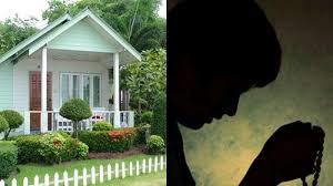 Jika gangguan jin itu berasa dari leluhur anda karena pernah ada perjanjian antara leluhur anda dengan golongan jin sebaiknya perjanjian itu perhatikan juga jika ada jimat, benda pusaka yang bisa menjadi sumber sihir dirumah, siongkirkan semua benda itu dari diri. Rumah Terasa Aneh Ini Ciri Rumah Yang Ditunggui Makhluk Halus Dan Cara Ampuh Mengusirnya Sriwijaya Post