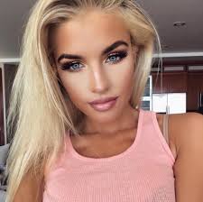 Mädchen finden sich oft in. Wow Hubsche Deutsche Frauen Facebook