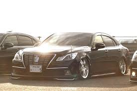 光輝くボンネット vipstyle レースシートカバー コーナーポール 21クラウン サンルーフ クラウン クラウン 黒