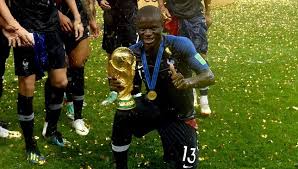 وبنزيما يستحق العودة إلى منتخب فرنسا. Ù„Ø§Ø¹Ø¨Ùˆ Ù…Ù†ØªØ®Ø¨ ÙØ±Ù†Ø³Ø§ ÙŠØ³Ø®Ø±ÙˆÙ† Ù…Ù† Ù…ÙŠØ³ÙŠ ÙÙŠ Ø§Ø­ØªÙØ§Ù„ÙŠØ© Ø§Ù„ØªØªÙˆÙŠØ¬ Ø¨ÙƒØ£Ø³ Ø§Ù„Ø¹Ø§Ù„Ù… Ø³Ø¨ÙˆØ±Øª 360