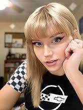 Delilah Smith Rose pictures and photos