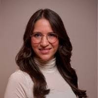 Emily Vanderveer's Instagram, Twitter & Facebook