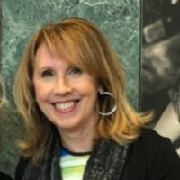 Ellen Farrow's Instagram, Twitter & Facebook