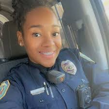 Sonya Staples's Instagram, Twitter & Facebook