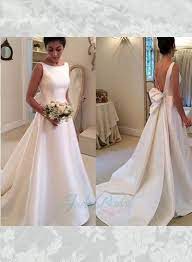 Pin On Classic Wedding Dresses Wedding Gowns Bridal Dresses