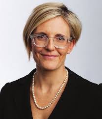 Heather Sare's Instagram, Twitter & Facebook