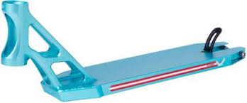 Featuring rails for stable grinding, flat sides for finger whips and extra foot space, thanks to the headtube design. Striker Bgseakk Magnetit Stunt Scooter Deck Skatepro