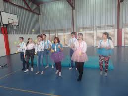 I.E.S. Sivera Font (Canals) : Educació Física : Malabars i iniciació a  l'ACRO en 2n de l'ESO