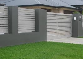 Pagar rumah selain bisa mempertegas desain eksterior rumah anda juga memiliki banyak fungsi lainnya. Simak 5 Tips Cerdas Memilih Pagar Rumah Sederhana Dan Cantik