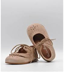 Merceditas niña Eli ante taupe