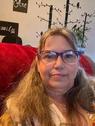 ✨ New year, same passion. This popped up in my memories from a few years  ago and it reminded me how long I've been creating colorful hair, and how  much I still