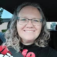 Angela Ewing (@ReachEwing)