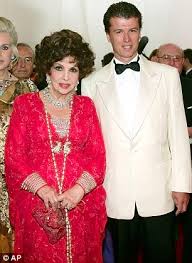 Luigia lollobrigida (born 4 july 1927), known professionally as gina lollobrigida, is an italian actress and photojournalist. Screen Siren Gina Lollobrigida 92 Conned Out Of 3m Euros By Ex Chauffeur Turned Manager 32 Daily Mail Online