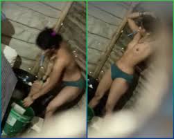 Neighbour bhabhi full nude bathing video - ThisVid.com