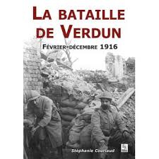 La bataille semble surtout avoir pour objectif la prise du saillant de verdun et par là même la prise symbolique de la ville frontière. La Bataille De Verdun Du 21 Fevrier Au 18 Decembre 1916 Broche Stephanie Couriaud Achat Livre Fnac