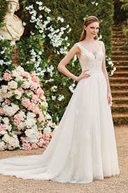 All items wedding dresses bridal tops bridal bottoms bridal capes and toppers detachable overskirts veils other tops and bottoms sample sale custom color fabrics extras (pockets, slips). Stil 44177sk Detachable Tulle And Lace Overskirt Sincerity Bridal