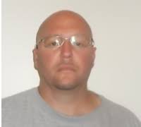 Man cuts off ankle bracelet, wanted by authorities