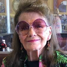 Marisa Christy's Instagram, Twitter & Facebook