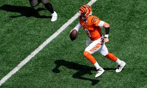 Watch: Joe Burrow takes hard hit to throwing shoulder in Bengals-Bucs