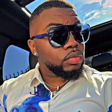 When your girl suggest a Poly Relationship 😑😑😑😑😑😑😑😑😑  @mojobodybagzz @ambitiousthtiam #comedy #shaderoom #wshh