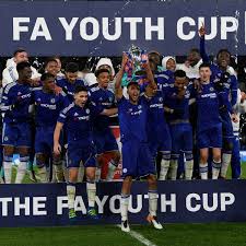 1960's this logo was used as a corporate logo in the 1960's before being used on kits. The History Chelsea Are Trying To Make And Break Vs Man City In Latest Youth Cup Final Meeting Football London