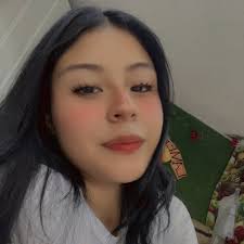 Find you a costar who changes his shirt to make your outfit look best 🥹  The sweetest Atlas energy coming from @brandonsklenar always. 🌸  @itendswithusmovie COMES OUT IN ONE WEEK 🤯🥳🤩🌸🔥 ARE YOU READY?!