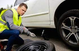 Towing Roadside Assistance Jumpstart Flat Tire Service Tow Truck Mobile Mechanic In Centennial Nv Roadside Assistance Mobile Mechanic Car Mechanic
