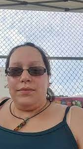 Wendi Saunders's Instagram, Twitter & Facebook