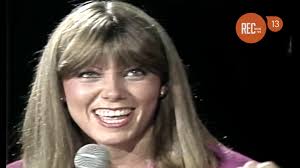 Check spelling or type a new query. Entrevista A Raquel Argandona En Nuestra Hora 1980 Youtube