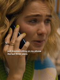 Portia White Lotus Actress Name