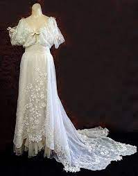 Hand Embroidered Cotton Gauze Wedding Dress C 1908 Purchased From The Commodore Perry Estate Edwardian Wedding Wedding Gowns Vintage Wedding Dresses Vintage