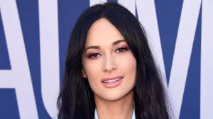 Since bursting onto the scene in 2013 with her first studio album, same trailer different park, kacey musgraves has been making waves in the country music industry with her impeccable songwriting ability and refusal to conform to mainstream country music norms.while being so unapologetically herself may have cost musgraves a larger audience base and radio airplay, the slow burn songstress. Kacey Musgraves Trolls Ted Cruz To Raise Money For Texas Charities Vanity Fair