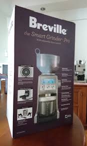 Choose between 'cups' for french press or filter and 'shots' for espresso to get the right dose for the coffee you're brewing. Breville Smart Grinder Pro Coffee Grinder Tv Home Appliances Kitchen Appliances Coffee Machines Makers On Carousell