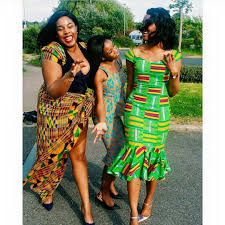I Do Ghana Sisters Celebrating Their Brother S Wedding Wedding Guests Kente Fashion African Fashion African Attire Africa Fashion African Fashion