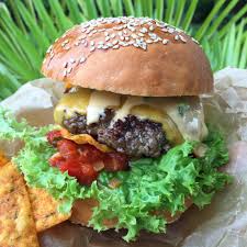 Feta & spinach couscous patties. Der Beste Mexican Burger Deluxe