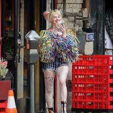 Harley Quinn Birds Of Prey Club Costume Pin On Harley Quinn