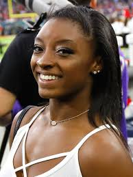 — simone biles (@simone_biles) february 5, 2017. Simone Biles And Shaq United To Bring Us The Best Photo Of The Super Bowl Self