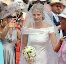 Bei jedem vermeintlichen kilo den. Monaco 2011 Vor Dem Traualtar Wirkt Charlene Wie Versteinert Welt
